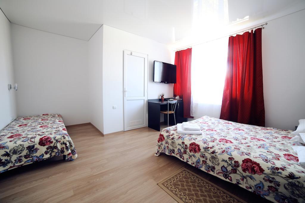 Villa Elena Yanoshi Pokoj fotografie