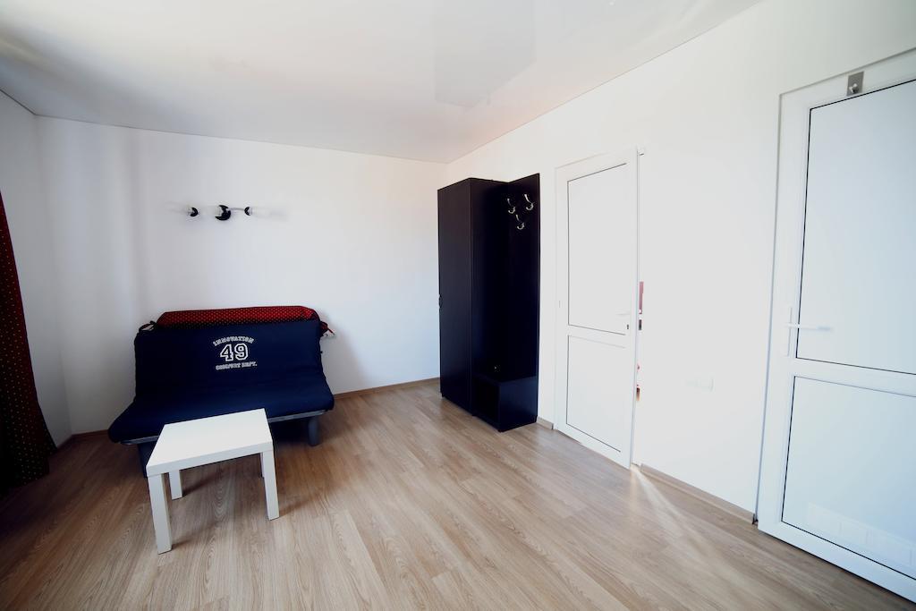 Villa Elena Yanoshi Pokoj fotografie